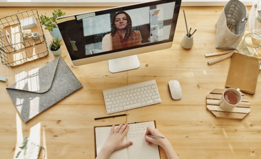 Défi communication chez l'accompagnante périnatale et parentale